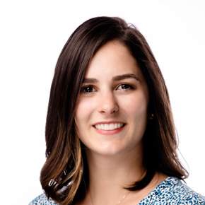 Stephanie Layser Headshot
