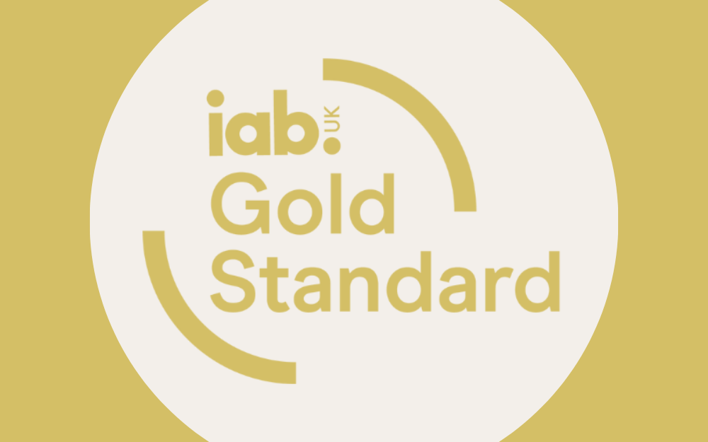 Gold standard logo