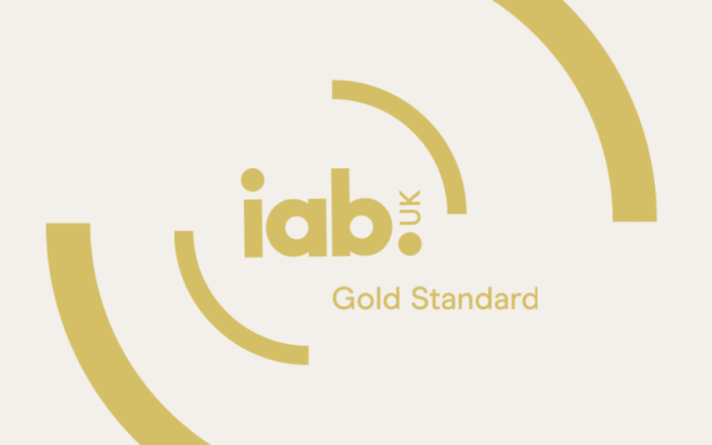Gold standard logo