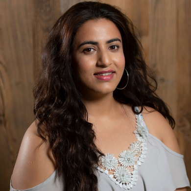 Tina Lakhani
